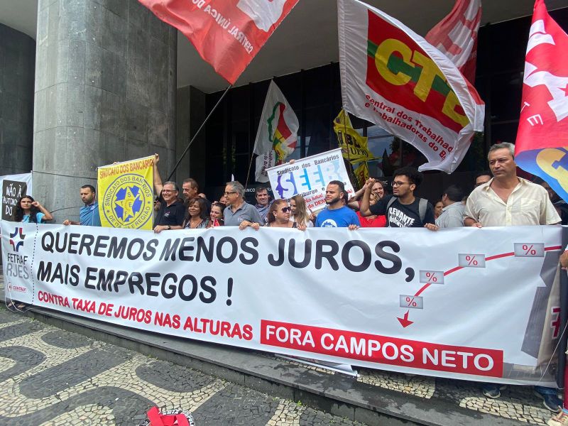 Sindicato dos Bancários fazem atos contra juros altos do Banco Central