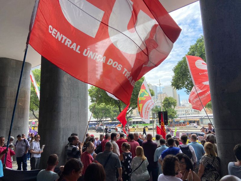 Sindicato dos Bancários fazem atos contra juros altos do Banco Central