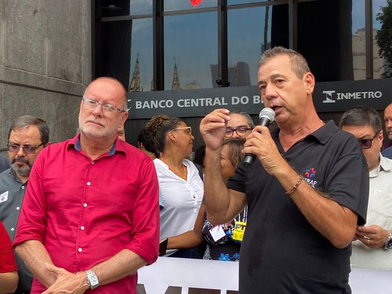 Sindicato dos Bancários fazem atos contra juros altos do Banco Central